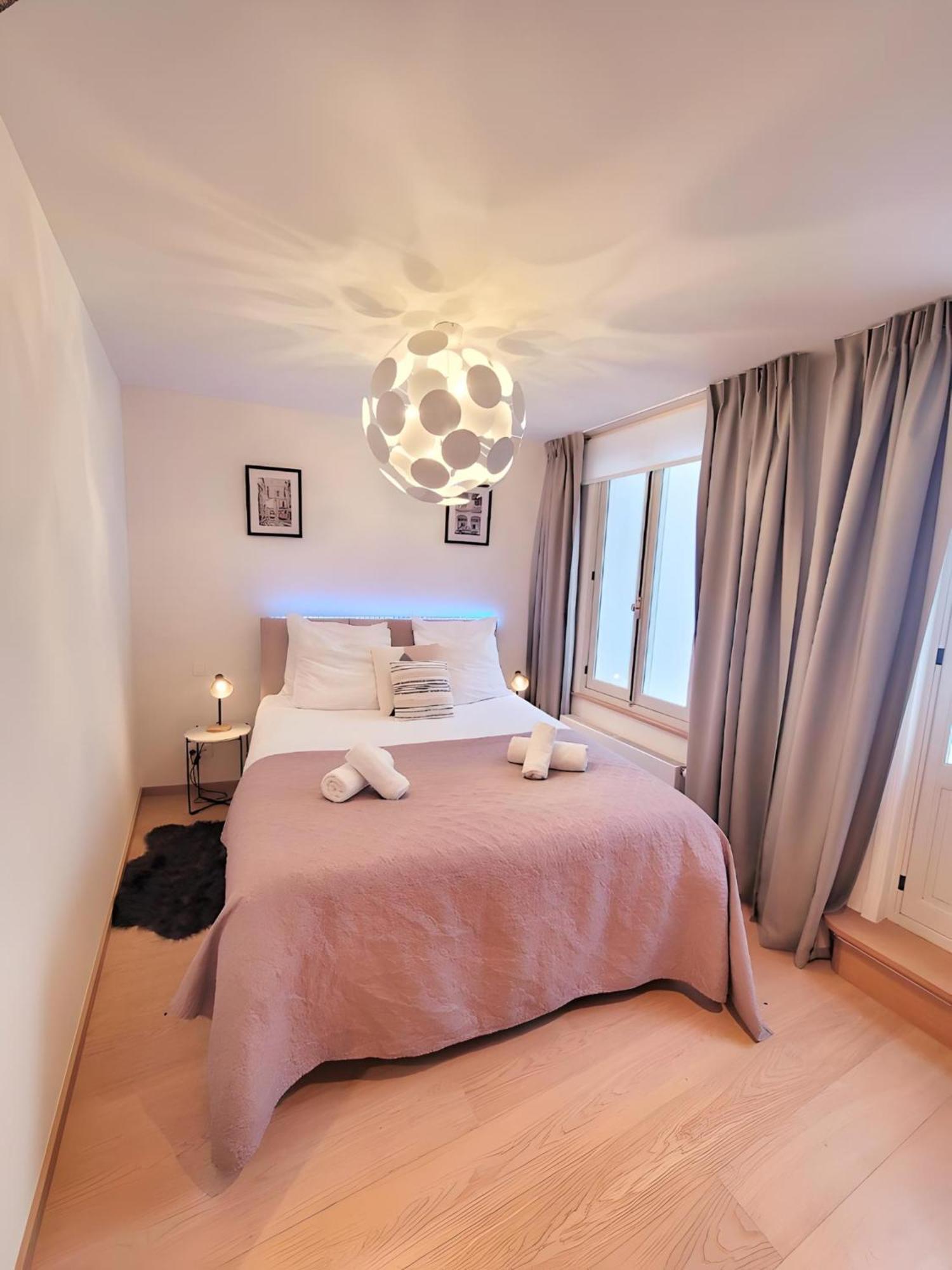 Grand Sablon Stylish Brussels City Center Apartment מראה חיצוני תמונה